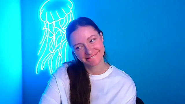 Snapshot of Fantasy_July chatting on March 21, 2025, 9:34 am Fantasy July online show from March 21, 2025, 9:34 am