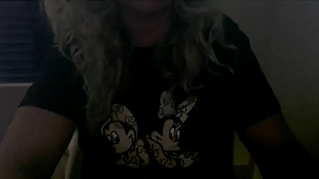 JenniLowen online show from October 13, 2025, 12:16 pm