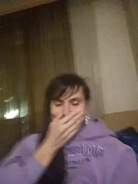 Francenia lolis online show from January 25, 2025, 7:28 pm