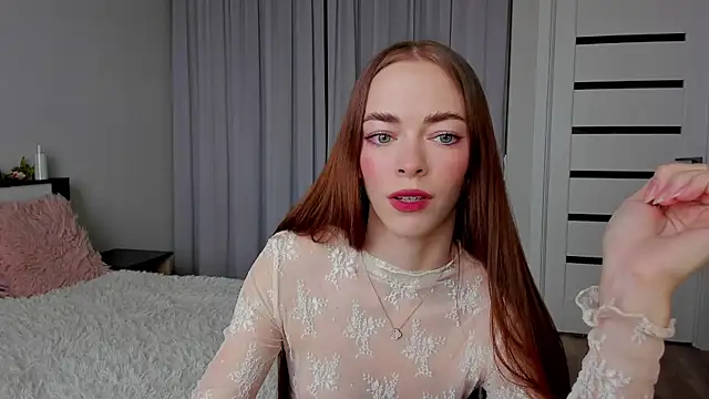 Undertheskin online show from April 5, 2026, 10:01 am