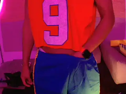 thesummerboy online show from January 19, 2025, 10:50 am