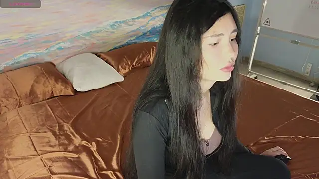 Snapshot of clementinena chatting on May 10, 2026, 12:21 pm clementinena online show from May 10, 2026, 12:21 pm