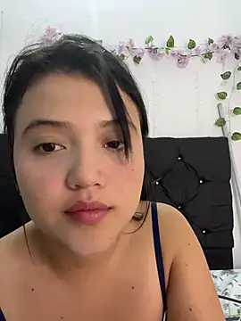 alisson carolina73 online show from February 22, 2026, 3:18 am