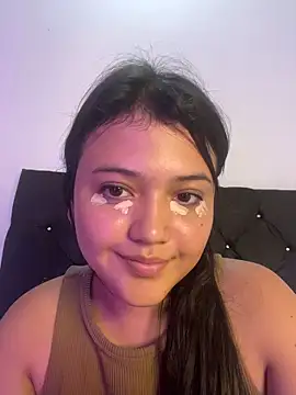 alisson carolina73 online show from March 29, 2026, 11:38 pm