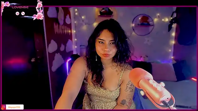 kiki cavilll online show from September 11, 2025, 3:01 pm