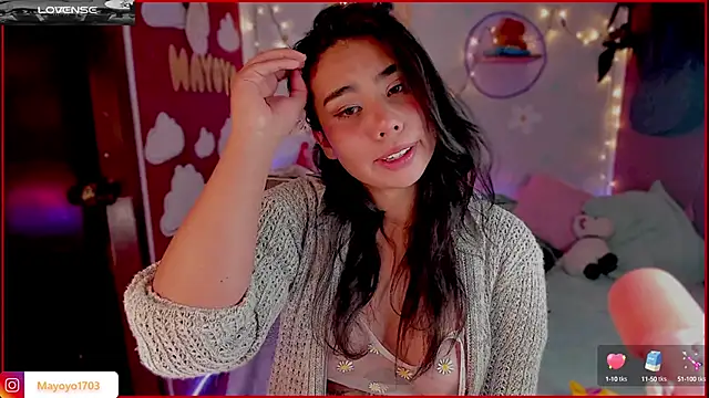 kiki cavilll online show from October 8, 2025, 3:53 pm