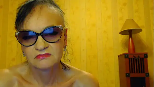 Valentina3859 online show from March 3, 2025, 1:42 pm