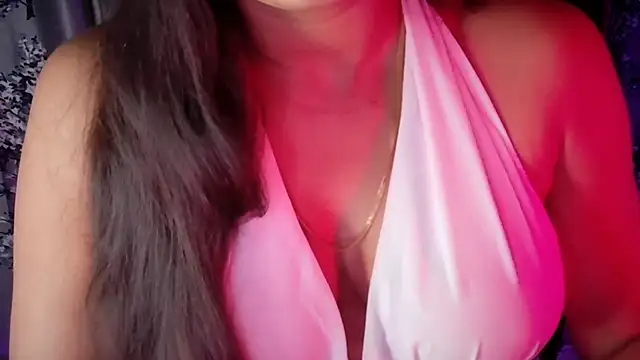 Snapshot of SexyAndHottie chatting on February 17, 2026, 4:46 pm SexyAndHottie online show from February 17, 2026, 4:46 pm