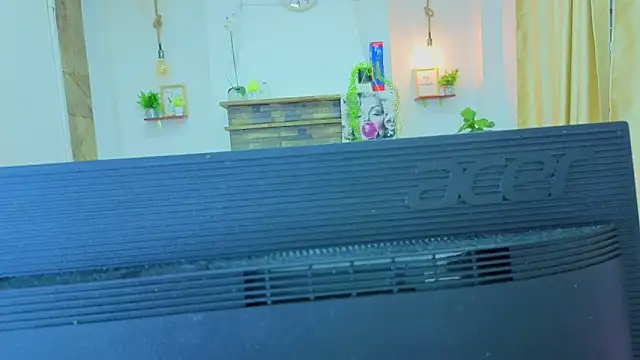 dulce celeste15 online show from March 27, 2026, 1:33 pm