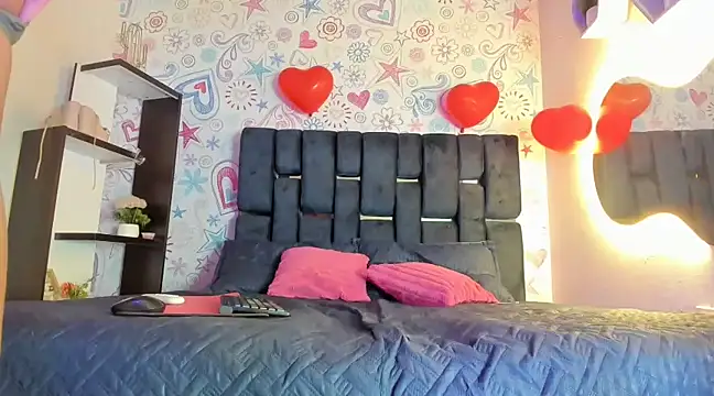 KOURTNEY-- online show from February 26, 2025, 4:47 am