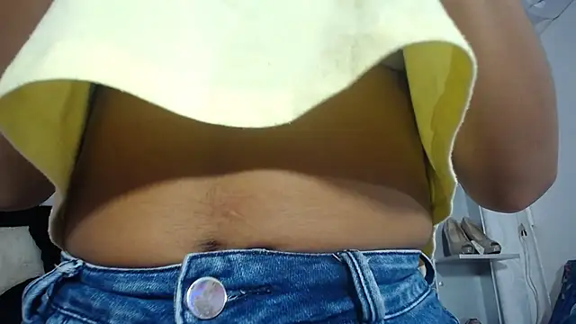 KOURTNEY-- online show from September 10, 2025, 1:49 am