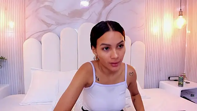 Carohorny4u online show from November 9, 2025, 12:47 pm