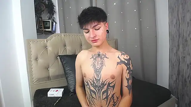 CataFox  online show from January 16, 2025, 12:53 pm