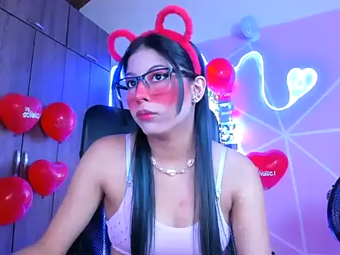 Snapshot of _ALLYSON18_ chatting on February 16, 2025, 11:27 am ALLYSON18 online show from February 16, 2025, 11:27 am