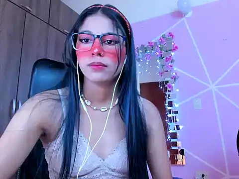 Snapshot of _ALLYSON18_ chatting on March 12, 2025, 11:31 am ALLYSON18 online show from March 12, 2025, 11:31 am