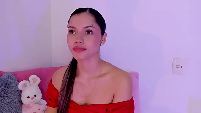 Snapshot of Brisa_blue chatting on June 24, 2026, 8:19 pm Brisa blue online show from June 24, 2026, 8:19 pm