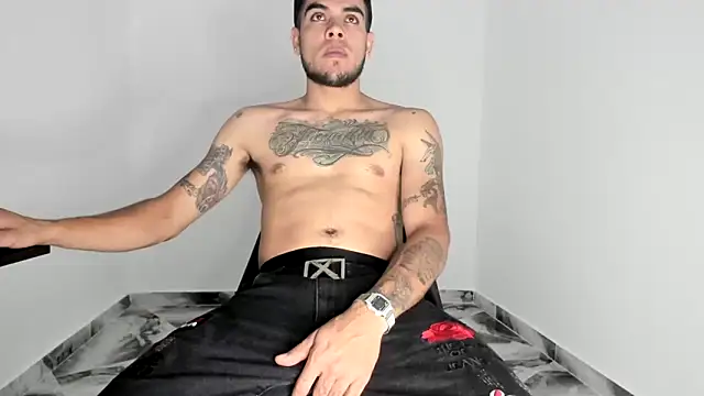 Snapshot of mikee_scooth chatting on November 23, 2025, 6:52 pm mikee scooth online show from November 23, 2025, 6:52 pm