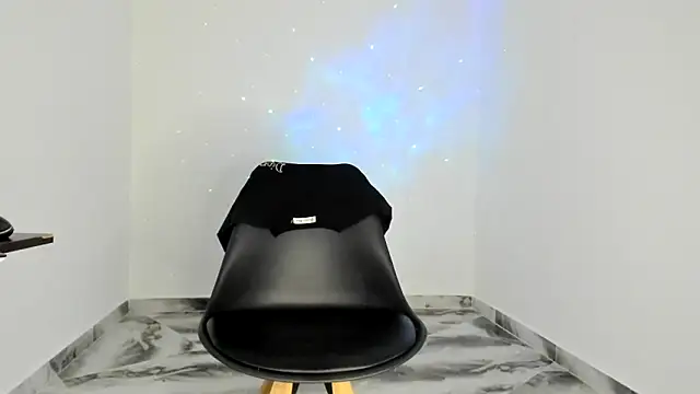 Snapshot of mikee_scooth chatting on December 20, 2025, 7:59 am mikee scooth online show from December 20, 2025, 7:59 am