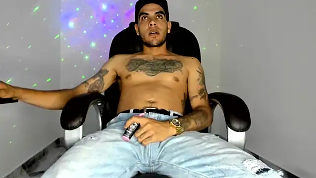 Snapshot of mikee_scooth chatting on June 2, 2026, 9:17 pm mikee scooth online show from June 2, 2026, 9:17 pm