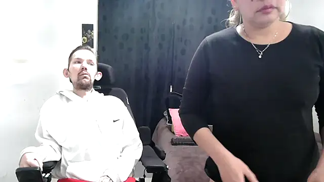 Sophia and Thomas online show from February 24, 2025, 10:04 am