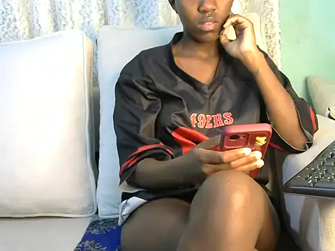 Caryyyl online show from October 29, 2025, 6:48 am