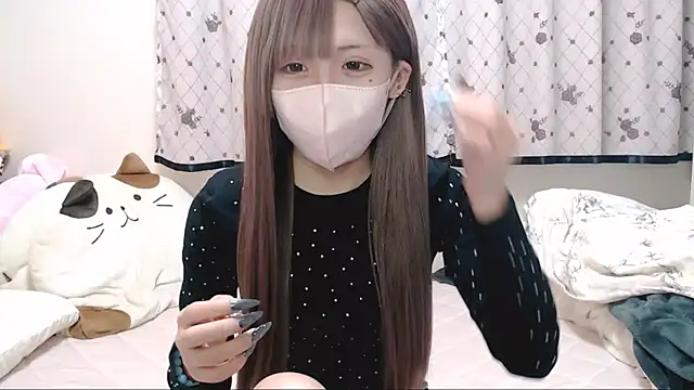  hiyor  online show from November 10, 2025, 7:02 pm