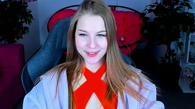 CuteMousee online show from December 24, 2024, 6:00 am