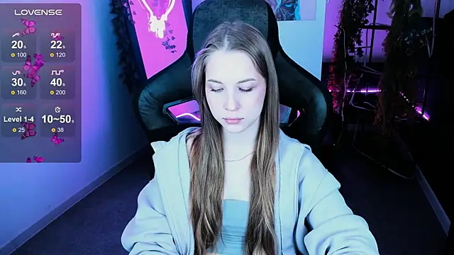 CuteMousee online show from October 27, 2025, 5:22 am