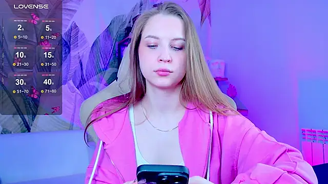 CuteMousee online show from February 20, 2026, 6:26 am