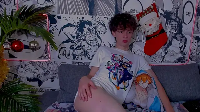 LukeSweet online show from December 18, 2025, 11:16 am