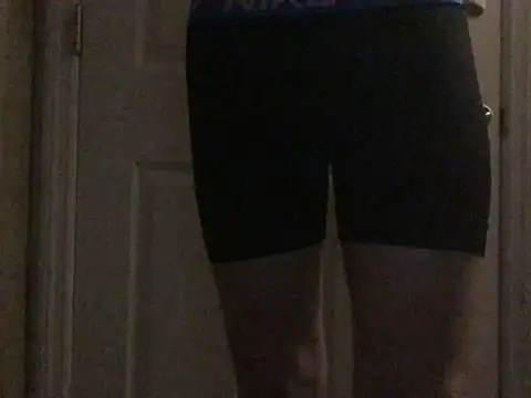 Snapshot of Daddybigdick333 chatting on February 7, 2025, 8:22 am Daddybigdick333 online show from February 7, 2025, 8:22 am