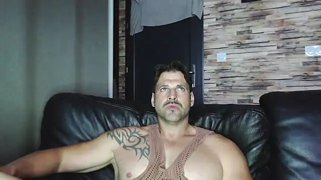 XxBigboybandxX online show from October 22, 2025, 5:24 pm