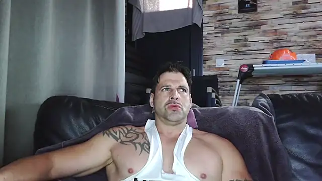 XxBigboybandxX online show from November 16, 2025, 2:22 pm