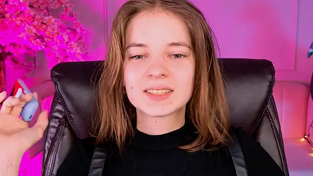 TinaDavil online show from January 24, 2025, 8:43 pm