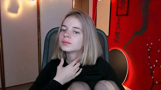 TinaDavil online show from September 10, 2025, 9:31 am