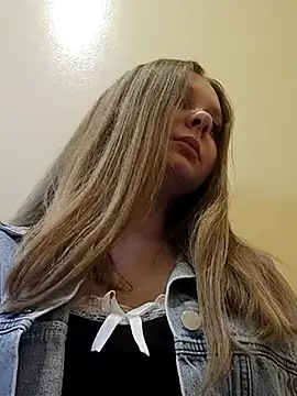 Ekaterina27 online show from February 28, 2025, 7:03 pm