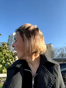 SandraCarter online show from November 29, 2025, 7:11 am