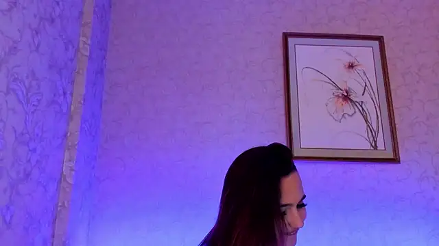 emma77  online show from March 11, 2025, 12:44 am