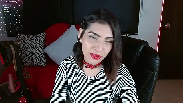 Carolaine69  online show from January 22, 2025, 2:14 pm