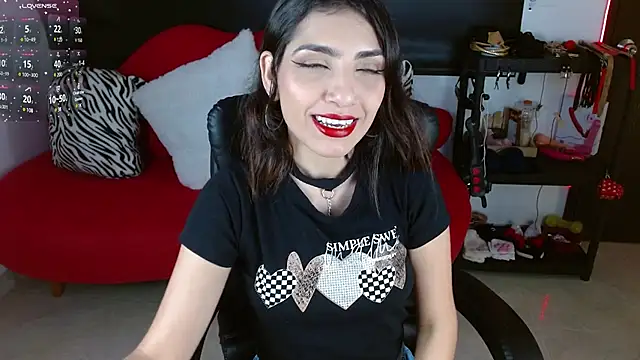 Carolaine69  online show from March 3, 2025, 2:15 pm