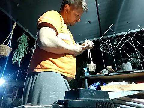 brbrrbrbrb online show from April 25, 2026, 7:44 pm