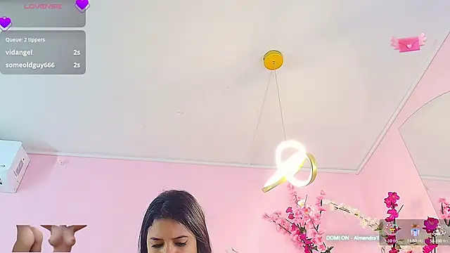 almendraevans online show from March 18, 2025, 3:10 pm