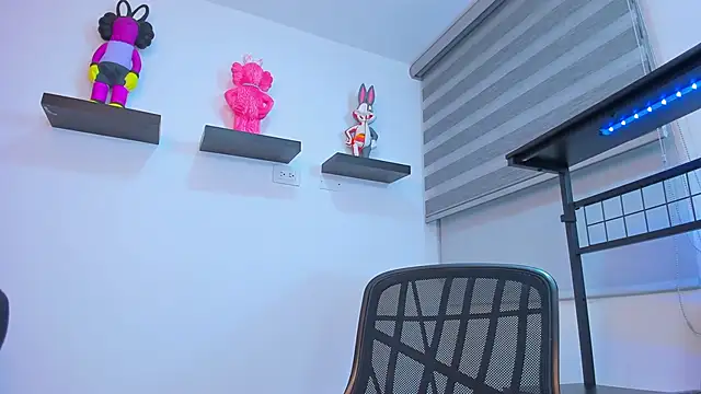 Gangster Girl online show from November 2, 2025, 4:15 am