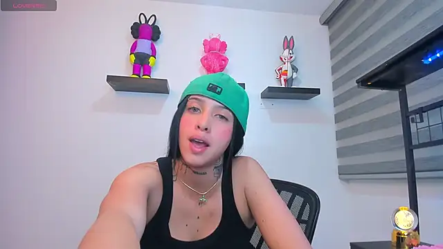 Gangster Girl online show from February 6, 2026, 2:27 am