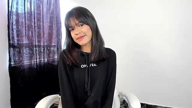 Snapshot of meganthompsonn22 chatting on April 20, 2026, 1:25 pm meganthompsonn22 online show from April 20, 2026, 1:25 pm