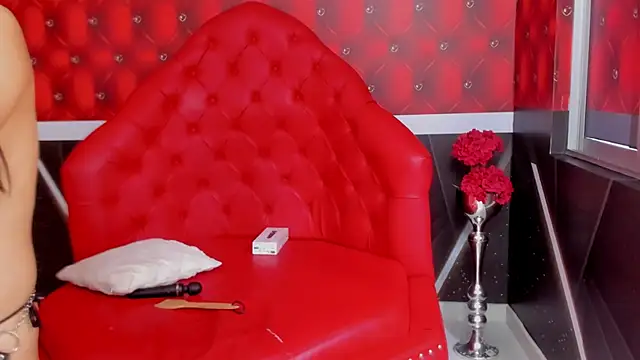 SARAFOXX  online show from March 20, 2025, 2:42 pm