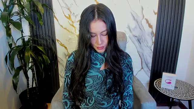 Snapshot of EmiGomez_ chatting on February 24, 2026, 12:36 pm EmiGomez online show from February 24, 2026, 12:36 pm