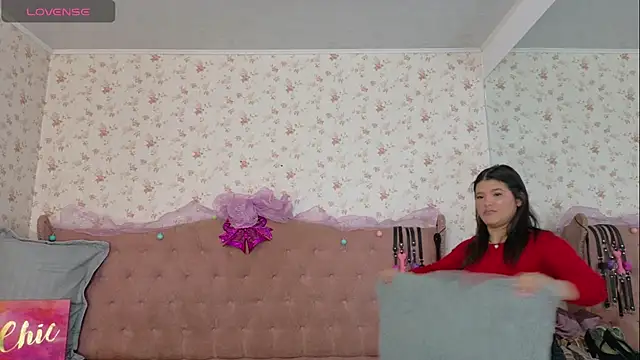 AvrillThomas online show from January 3, 2025, 12:08 pm