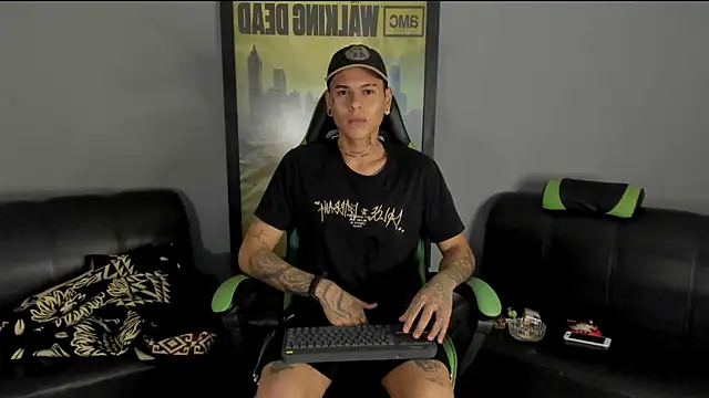 jamesinked  online show from January 10, 2025, 12:38 am