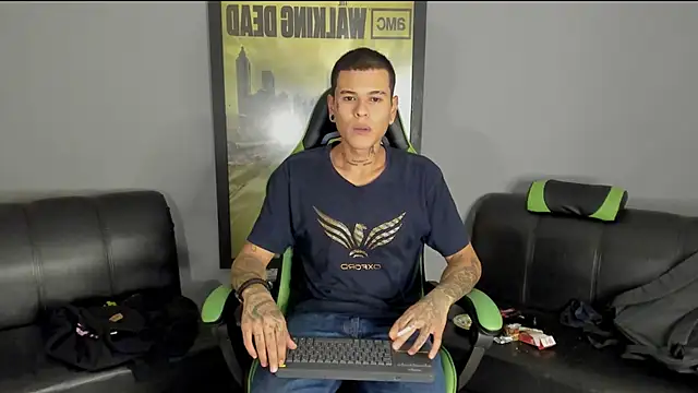 jamesinked  online show from January 12, 2025, 2:24 am